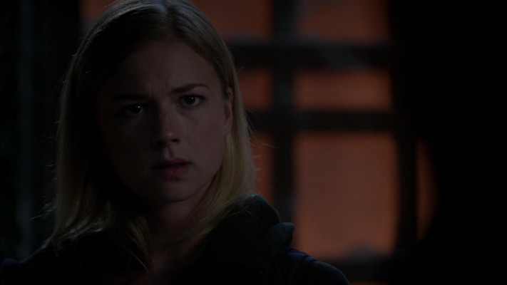 Emily VanCamp - Revenge (2012) 2x03 &#039;Confidence&#039;