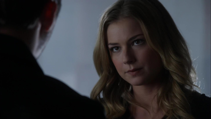 Emily VanCamp - Revenge (2013) 2x13 &#039;Union&#039;