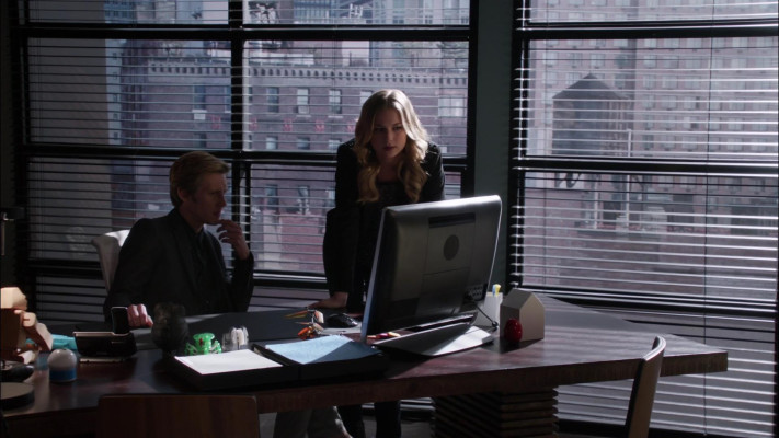 Emily VanCamp - Revenge (2013) 2x13 &#039;Union&#039;