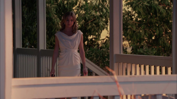 Emily VanCamp - Revenge (2013) 2x13 &#039;Union&#039;