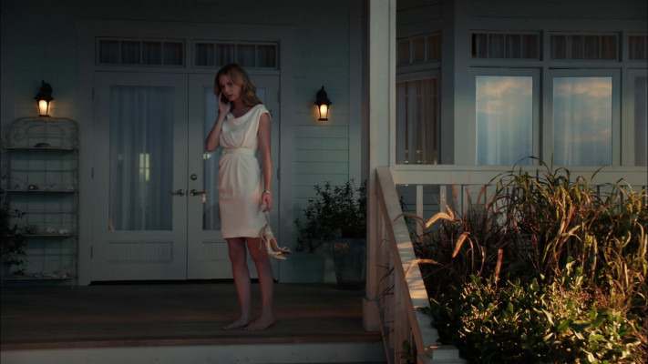 Emily VanCamp - Revenge (2013) 2x13 &#039;Union&#039;