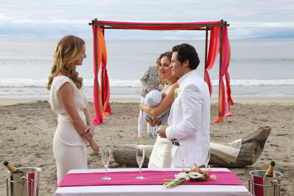 Emily VanCamp - Revenge (2013) 2x13 &#039;Union&#039;