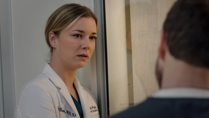 Emily VanCamp - The Resident (2019) 2x20 &#039;If Not Now, When&#039;