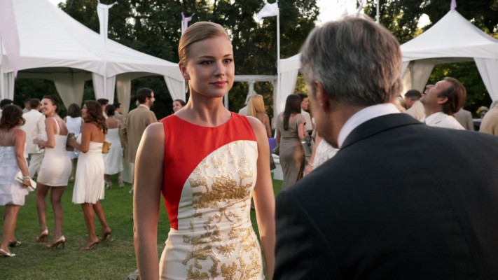 Emily VanCamp - Revenge (2013) 3x01 &#039;Fear&#039;