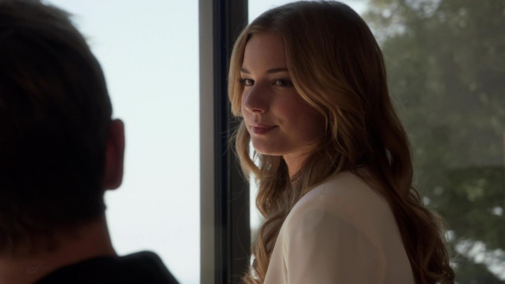 Emily VanCamp - Revenge (2013) 3x02 &#039;Sin&#039;