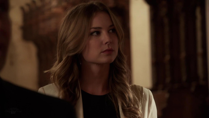 Emily VanCamp - Revenge (2013) 3x02 &#039;Sin&#039;