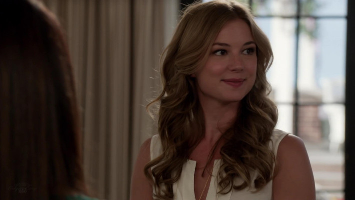 Emily VanCamp - Revenge (2013) 3x02 &#039;Sin&#039;