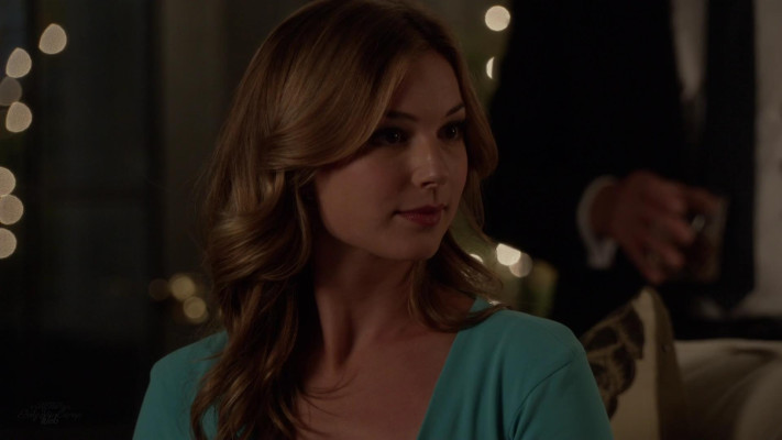 Emily VanCamp - Revenge (2013) 3x02 &#039;Sin&#039;