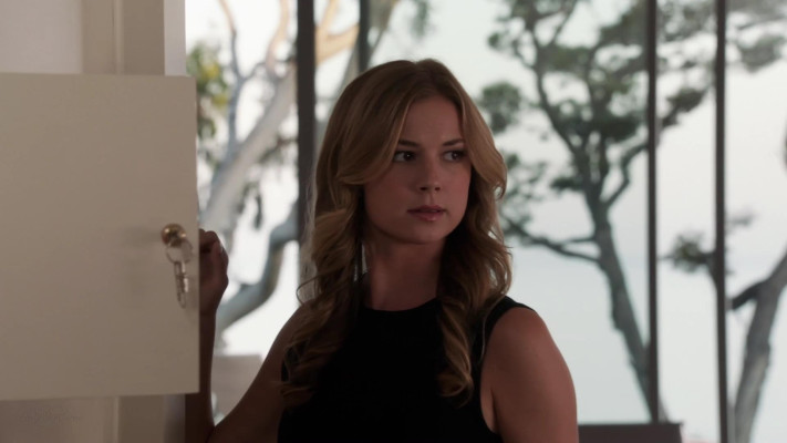 Emily VanCamp - Revenge (2013) 3x02 &#039;Sin&#039;