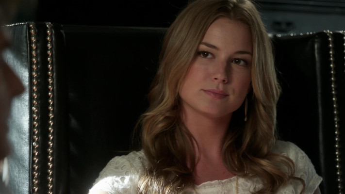 Emily VanCamp - Revenge (2013) 3x03 &#039;Confession&#039;