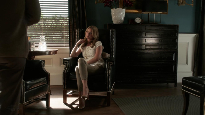 Emily VanCamp - Revenge (2013) 3x03 &#039;Confession&#039;