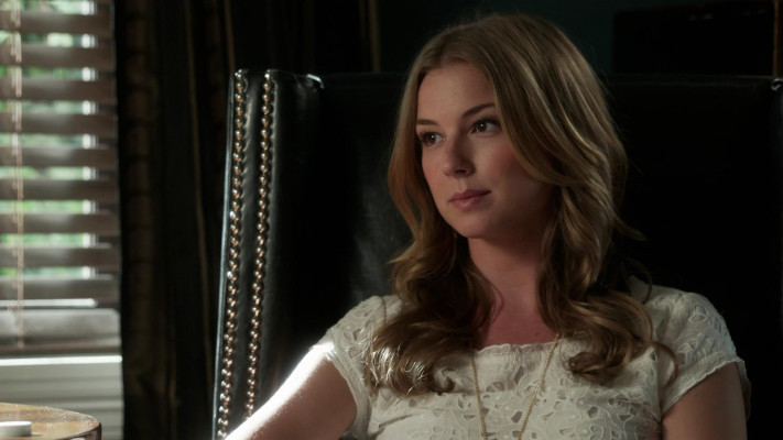 Emily VanCamp - Revenge (2013) 3x03 &#039;Confession&#039;