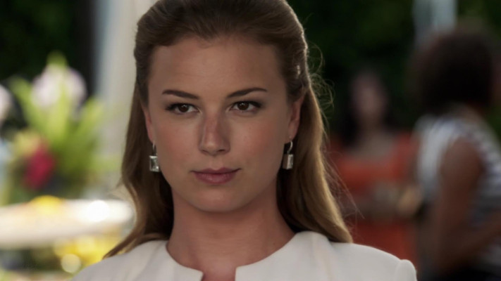 Emily VanCamp - Revenge (2013) 3x03 &#039;Confession&#039;