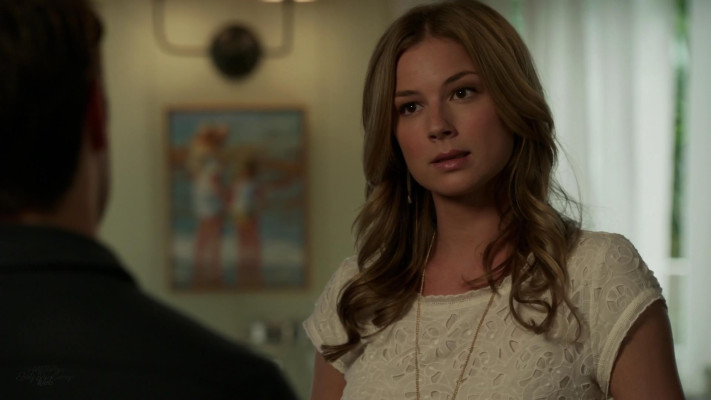 Emily VanCamp - Revenge (2013) 3x03 &#039;Confession&#039;