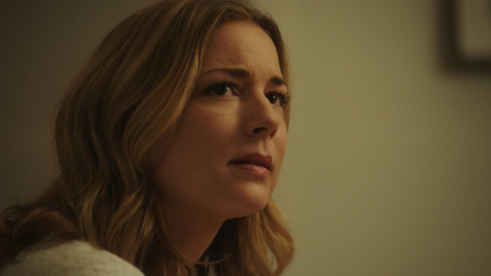 Emily VanCamp - The Resident (2019) 3x08 &#039;Peking Duck Day&#039;