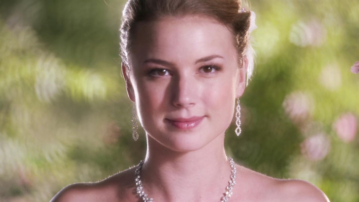 Emily VanCamp - Revenge (2013) 3x09 &#039;Surrender&#039;