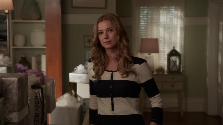 Emily VanCamp - Revenge (2013) 3x09 &#039;Surrender&#039;