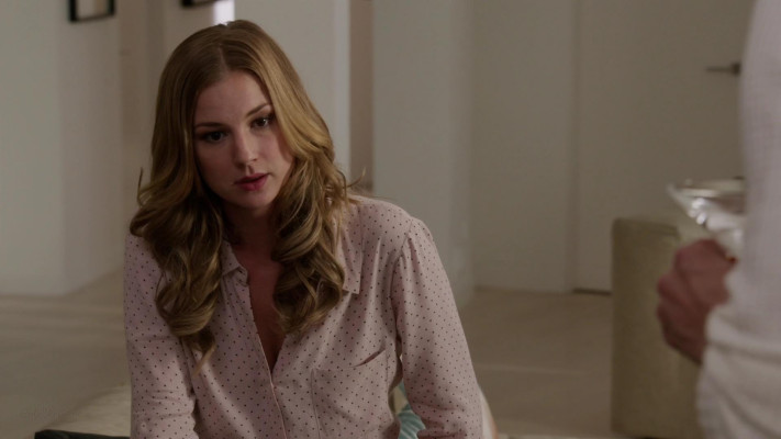 Emily VanCamp - Revenge (2013) 3x09 &#039;Surrender&#039;