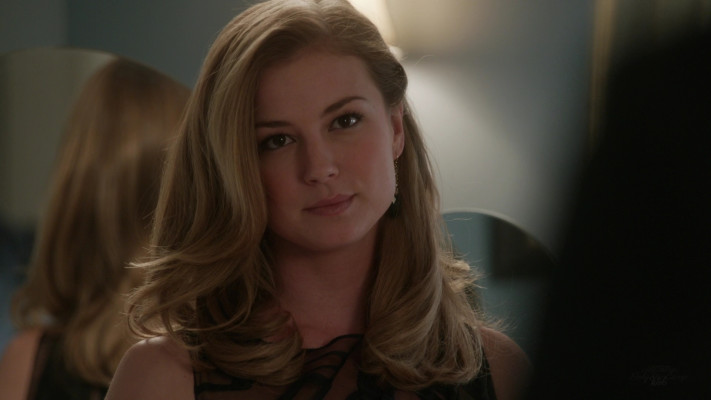 Emily VanCamp - Revenge (2014) 3x13 &#039;Hatred&#039;