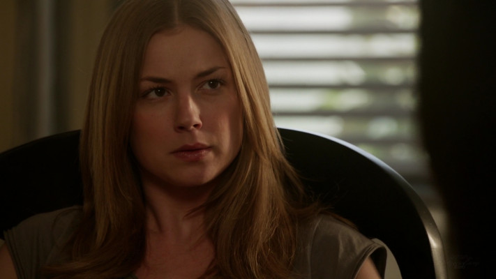 Emily VanCamp - Revenge (2014) 3x13 &#039;Hatred&#039;