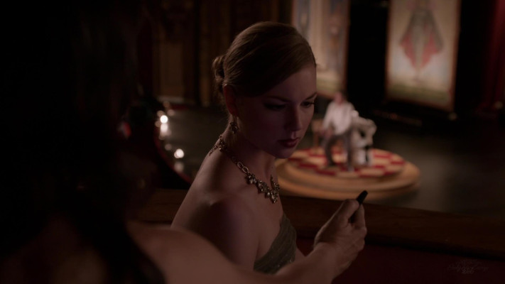 Emily VanCamp - Revenge (2014) 3x16 &#039;Disgrace&#039;