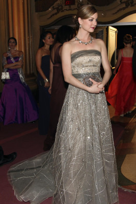 Emily VanCamp - Revenge (2014) 3x16 &#039;Disgrace&#039;