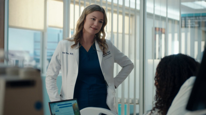 Emily VanCamp - The Resident (2020) 3x20 &#039;Burn it All Down&#039;