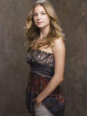 Emily van Camp pic #300513