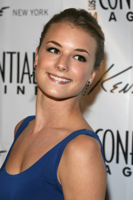 Emily van Camp pic #411168