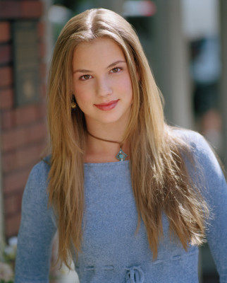 Emily VanCamp - Everwood (2002-2003) Season 1 Promoshoot