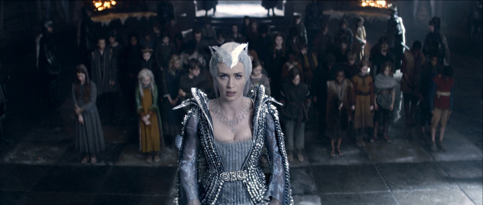Emily Blunt - The Huntsman Winter\&#039;s War - Stills