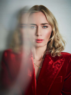 Emily Blunt ~ Revista XMAG 2023 Spring Issue