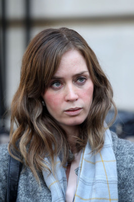 Emily Blunt - The Girl on the Train - On Set in New York