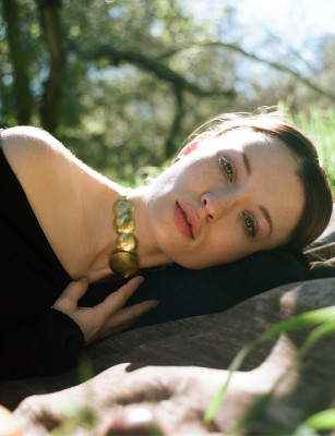 Emily Browning for Crescioni