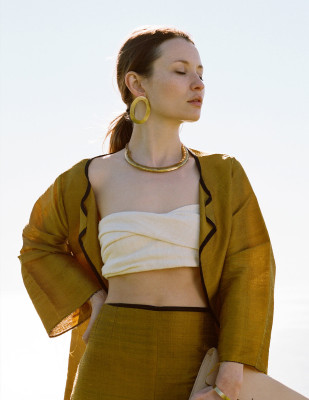 Emily Browning for Crescioni