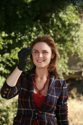 Emily Deschanel pic #376823