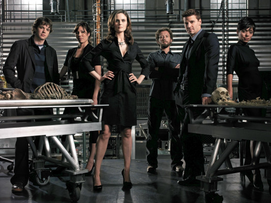 Emily Deschanel pic #950001