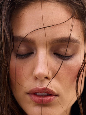 Emily DiDonato, Harper’s Bazaar, Greece, July 2018