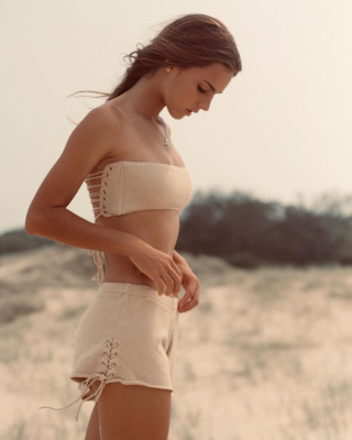 Emily Feld pic #1125525