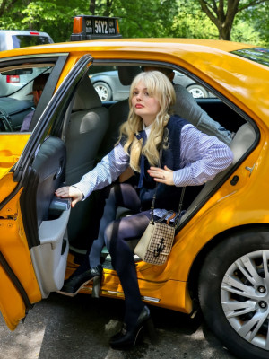 Emily Alyn Lind - Gossip Girl (2021) On Set in New York 06/08/2021
