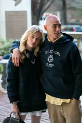 Emily Alyn Lind - Gossip Girl (2021) 1x01 &#039;Just Another Girl on the MTA&#039;