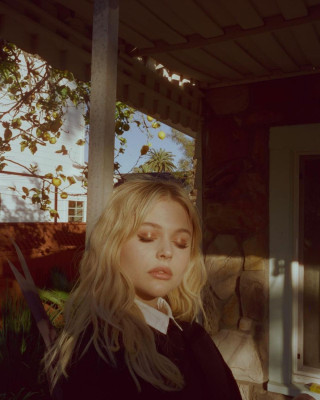 Emily Alyn Lind – Photoshoot April 2019