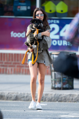 Emily Ratajkowski pic #1178568