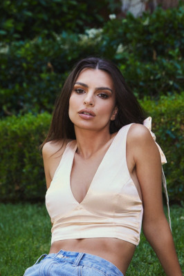 Emily Ratajkowski pic #1187412
