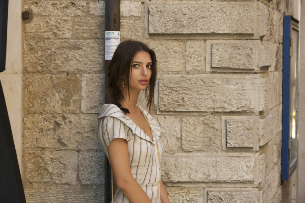 Emily Ratajkowski - Welcome Home (2018)