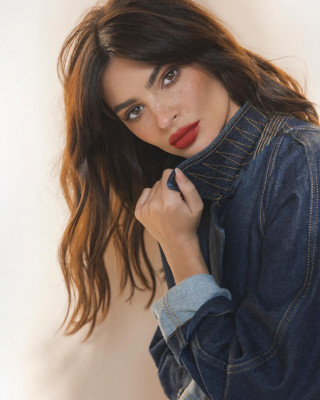 Emily Ratajkowski - Hourglass Cosmetics (2024)