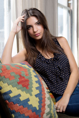 Emily Ratajkowski pic #827851
