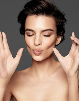 Emily Ratajkowski pic #838400