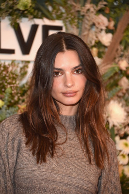 Emily Ratajkowski - Revolve Gallery Fashion Experience at NYFW 09/09/2021