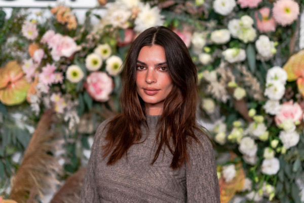 Emily Ratajkowski - Revolve Gallery Fashion Experience at NYFW 09/09/2021